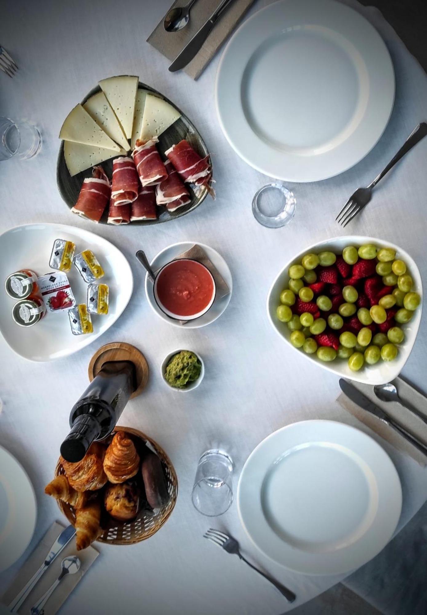 Corzo Hotel Серседилья Экстерьер фото